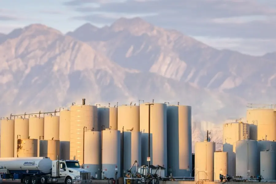 Refinery storage tanks below the Wasatch mountains